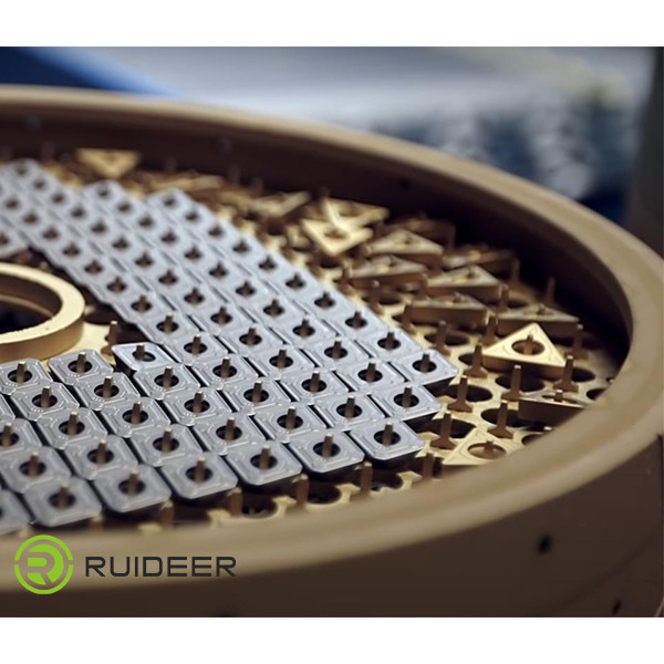 TiC/TiN/TiCN/a-Al2O3/k-Al2O3 coatings CVD-oven met temperatuurregeling 700-1050°C